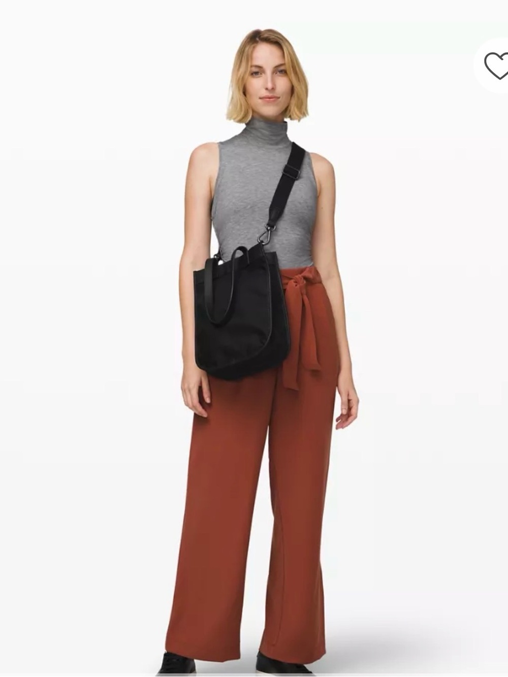 Lululemon NWT Minimalist Athleisure Athletic Travel Now and Always Tote mini